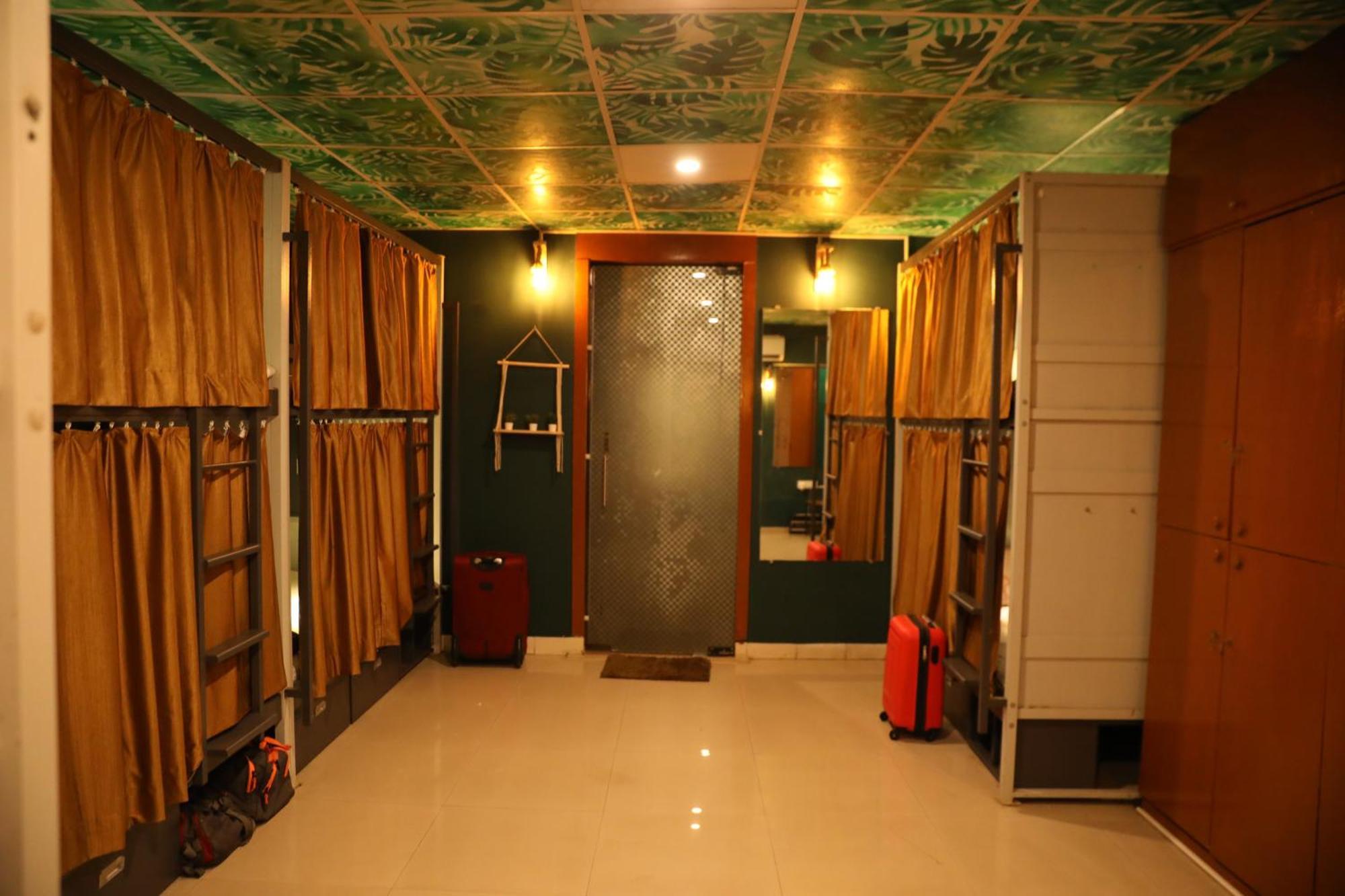 Forrest Hostels Bombaj Exteriér fotografie