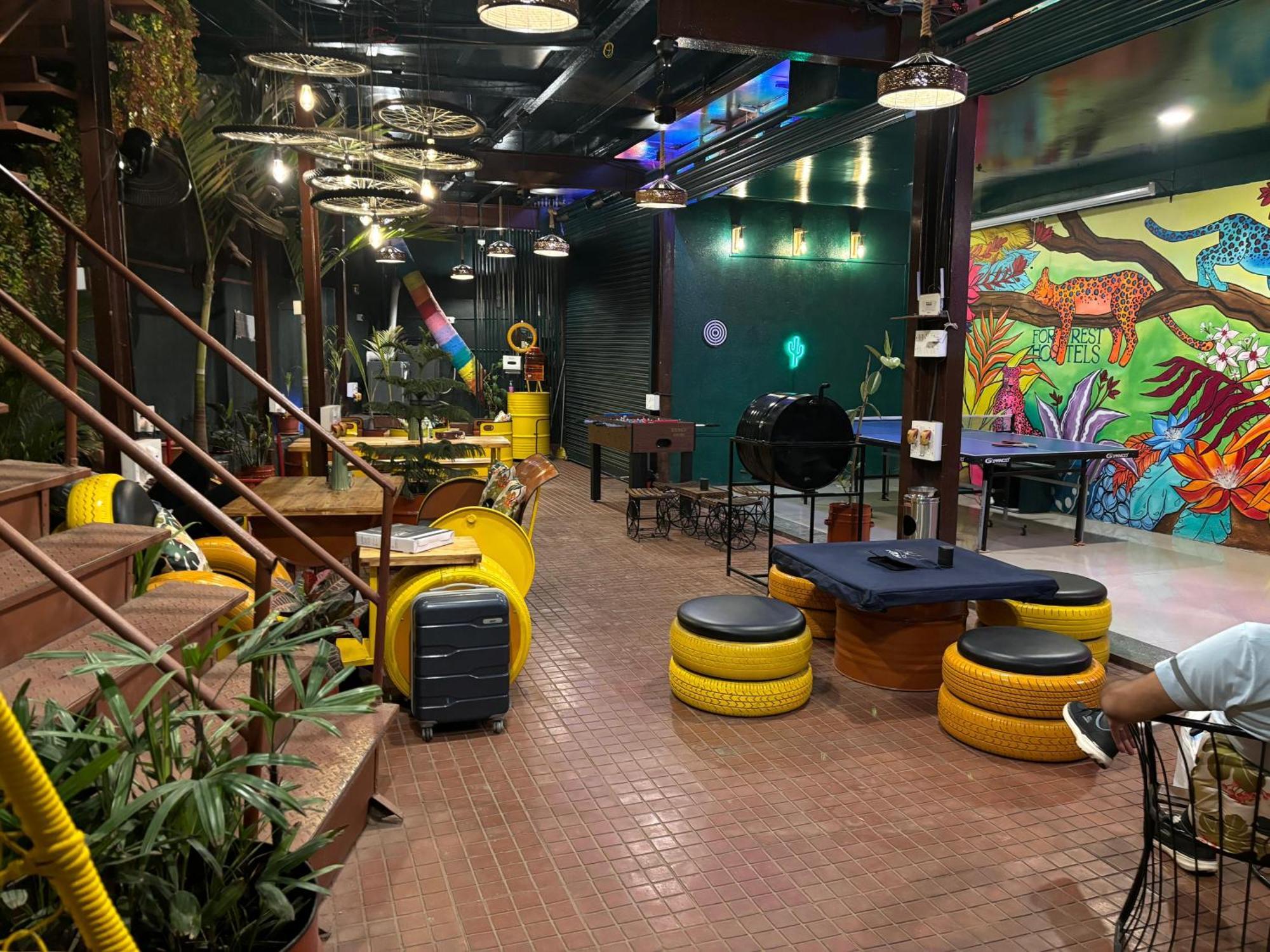 Forrest Hostels Bombaj Exteriér fotografie