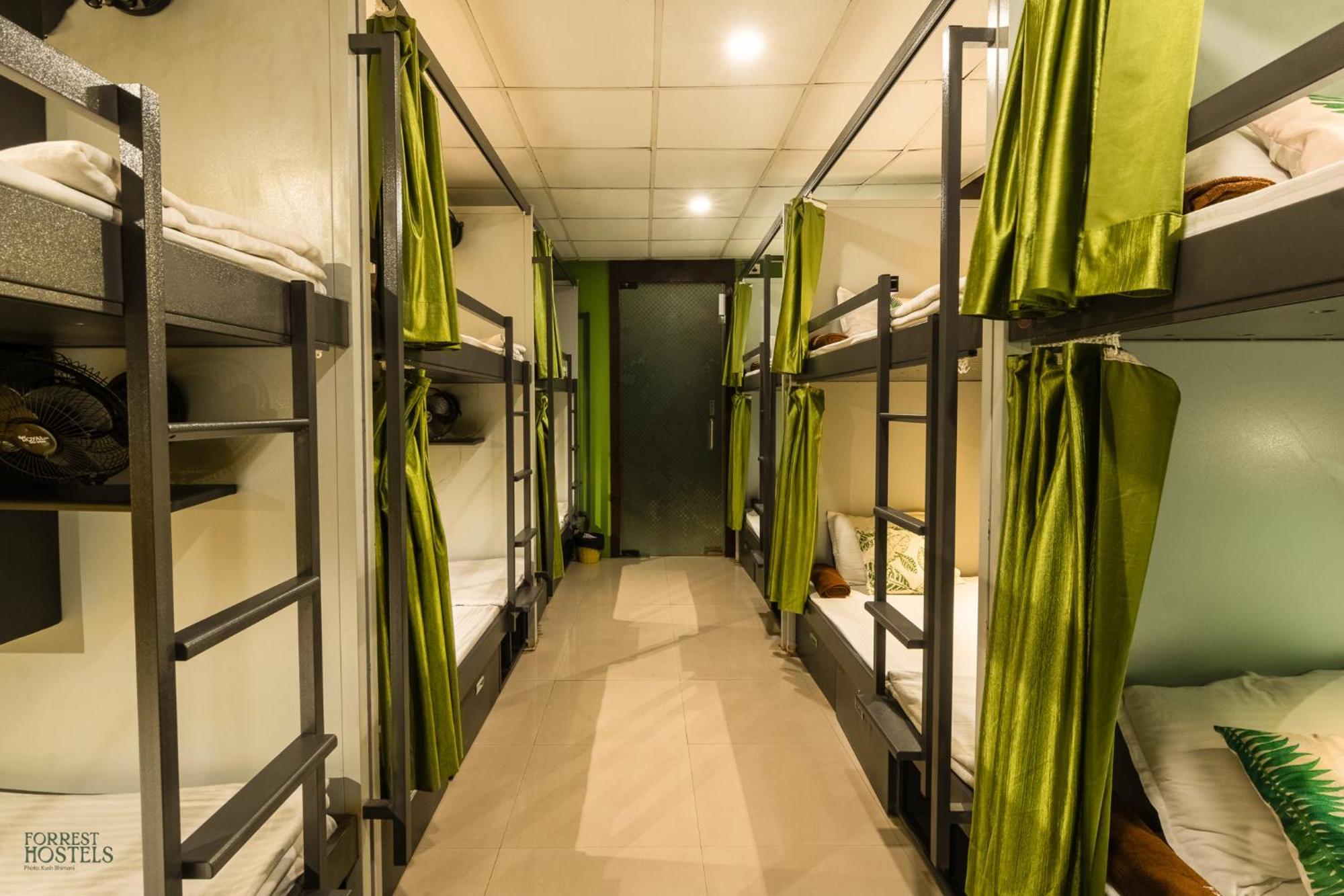 Forrest Hostels Bombaj Exteriér fotografie